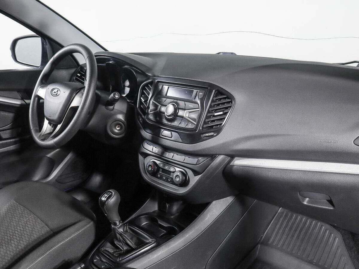 Lada (ВАЗ) Vesta 2016 года с пробегом. Фото: #8