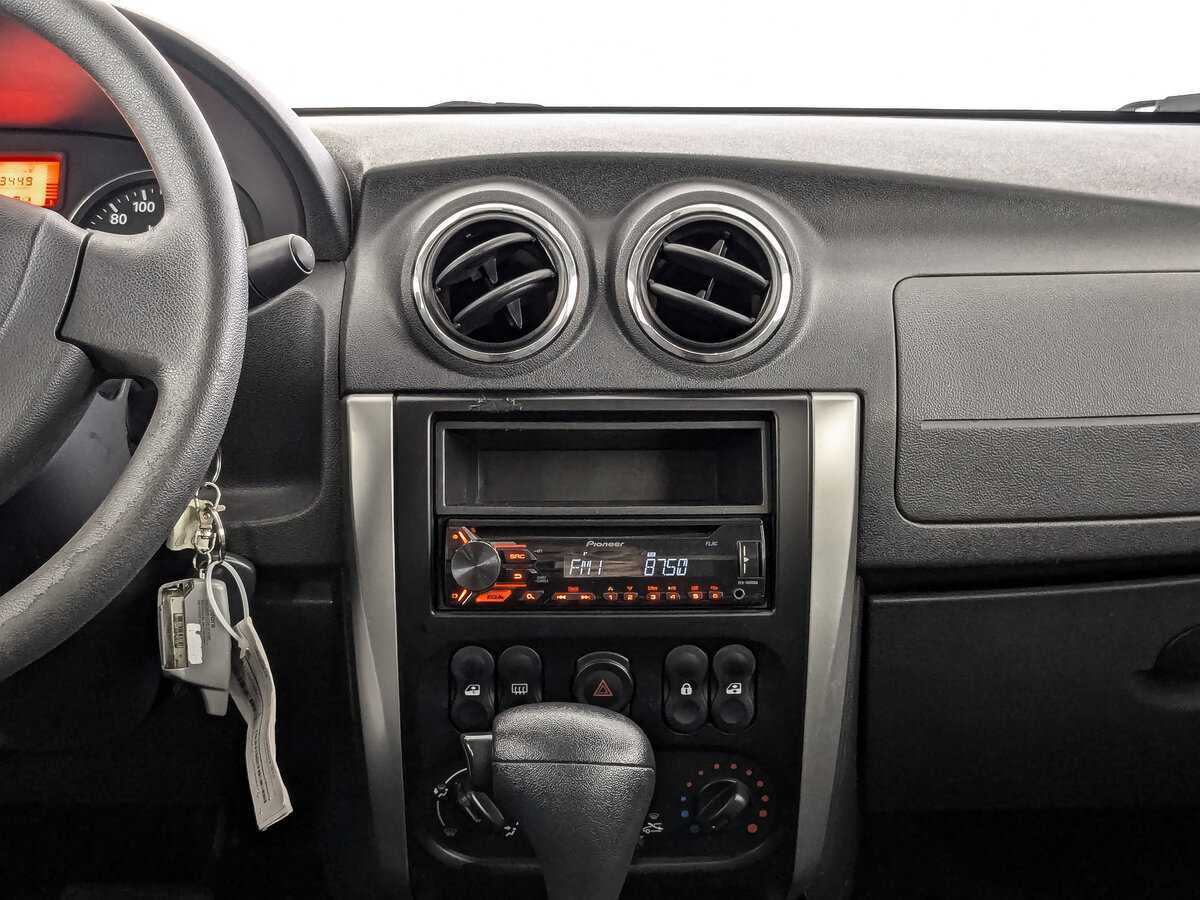 Nissan Almera 2016 года с пробегом. Фото: #12