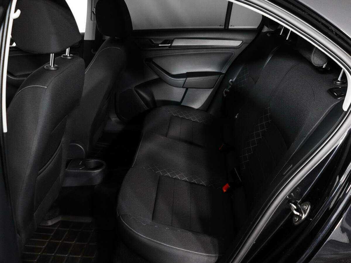 Skoda Rapid 2021 года с пробегом. Фото: #6