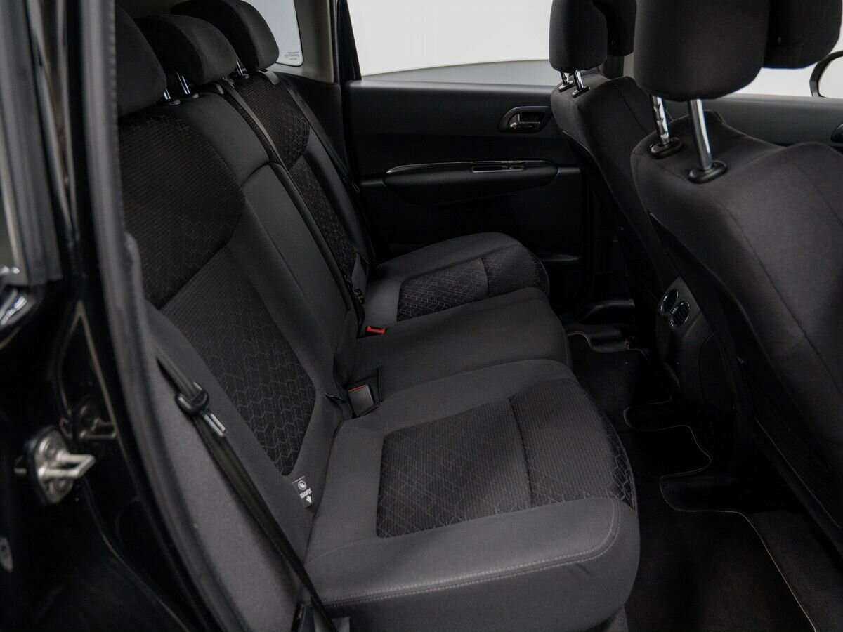 Peugeot 3008 2014 года с пробегом. Фото: #8