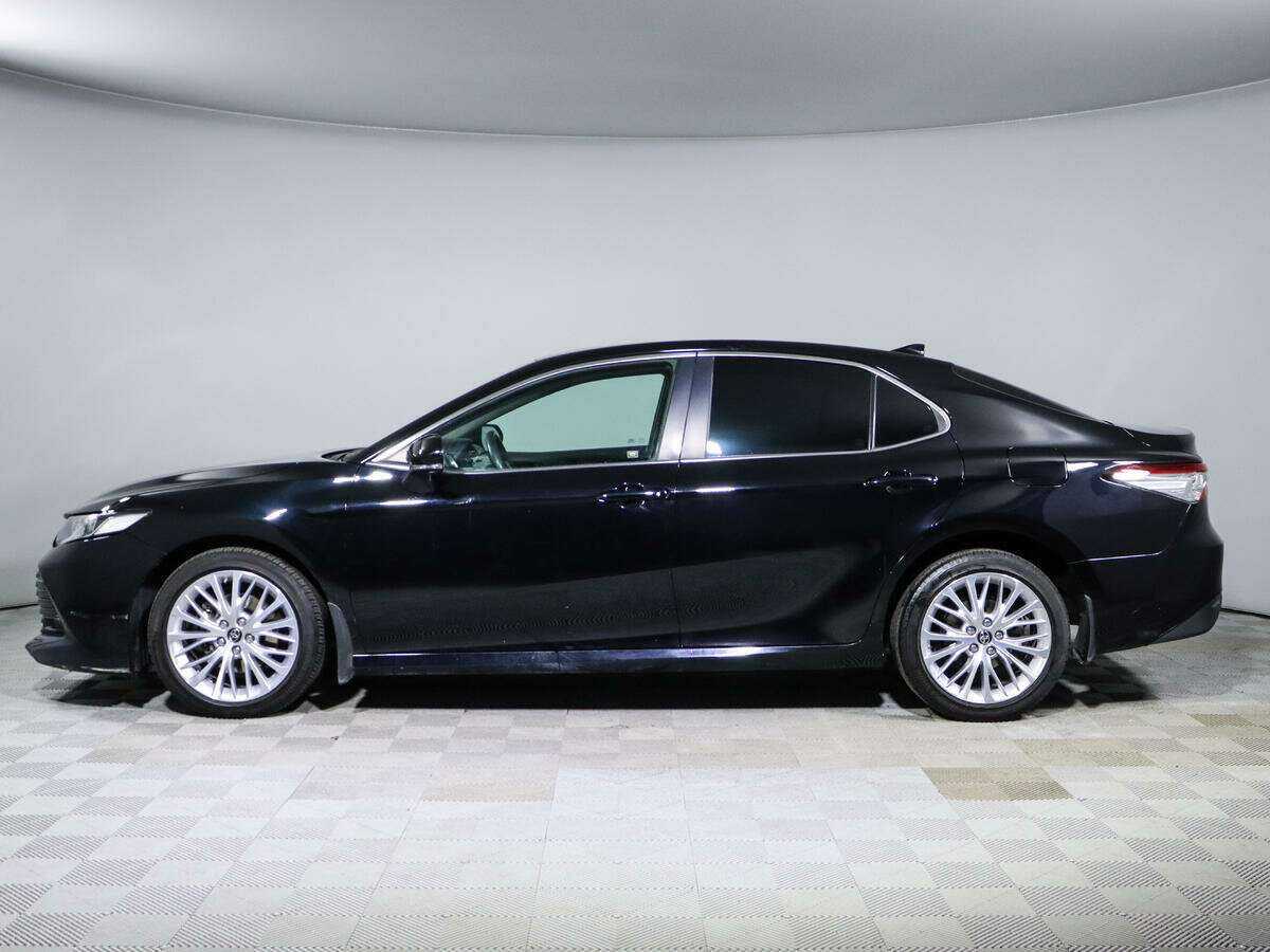 Toyota Camry 2021 года с пробегом. Фото: #7