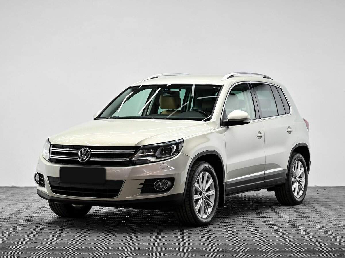Volkswagen Tiguan 2012 года с пробегом. Посмотреть фото