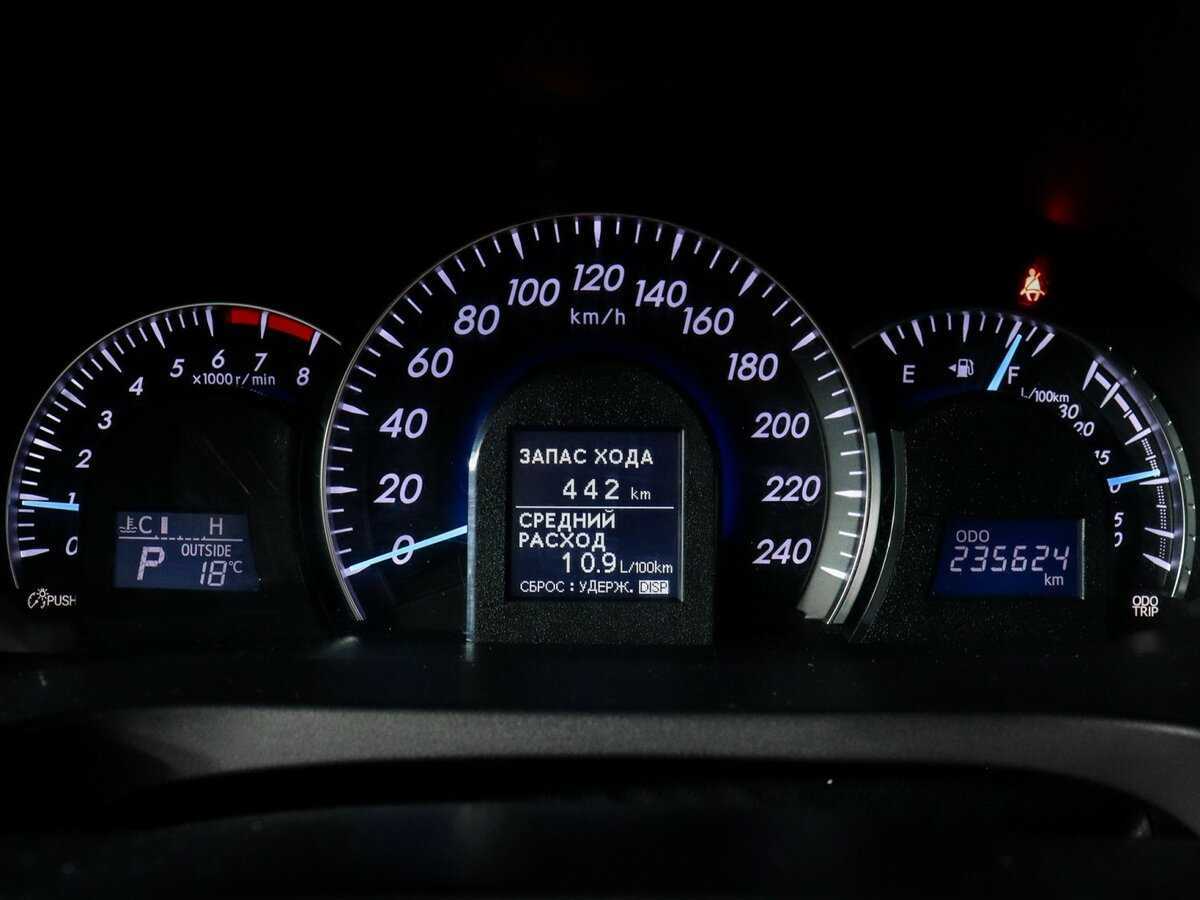 Toyota Camry 2013 года с пробегом. Фото: #9