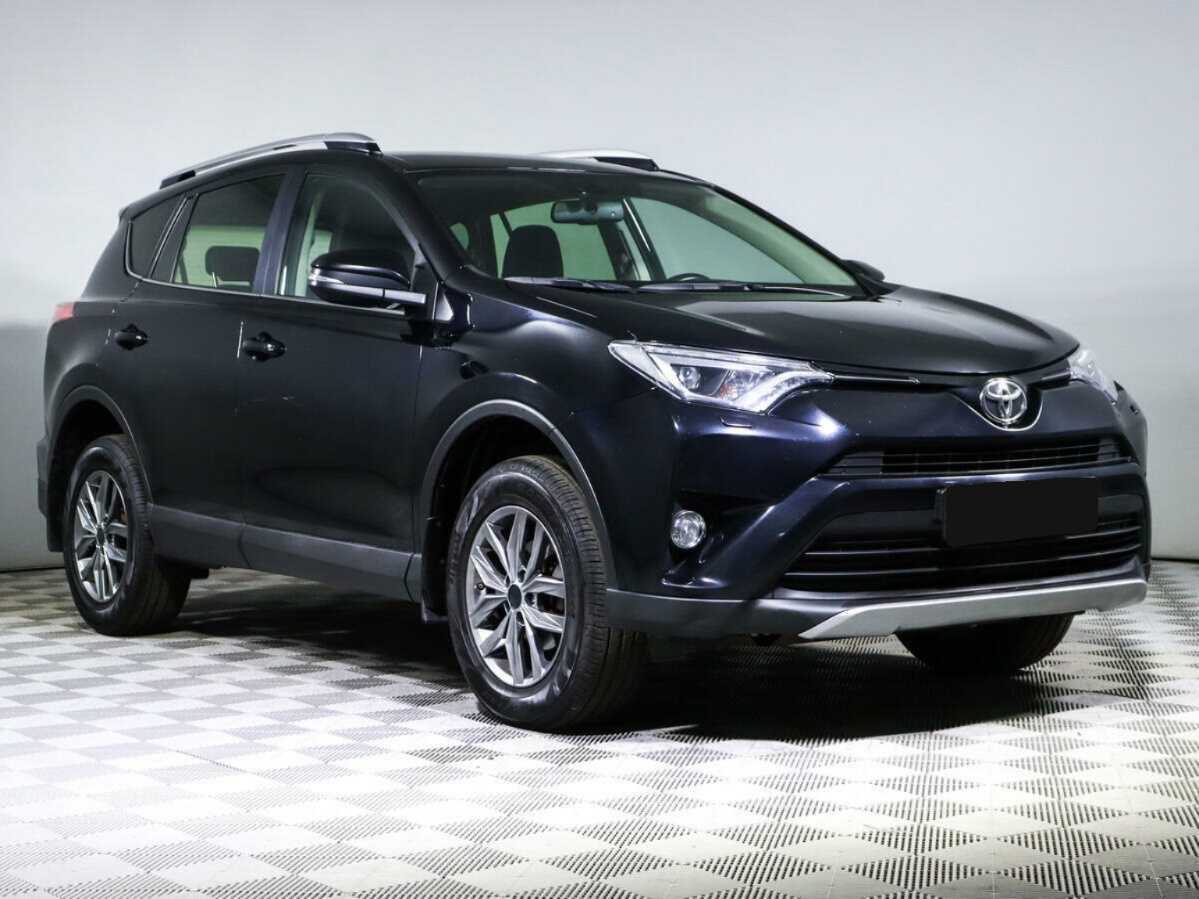 Toyota RAV4 2019 года с пробегом. Фото: #2