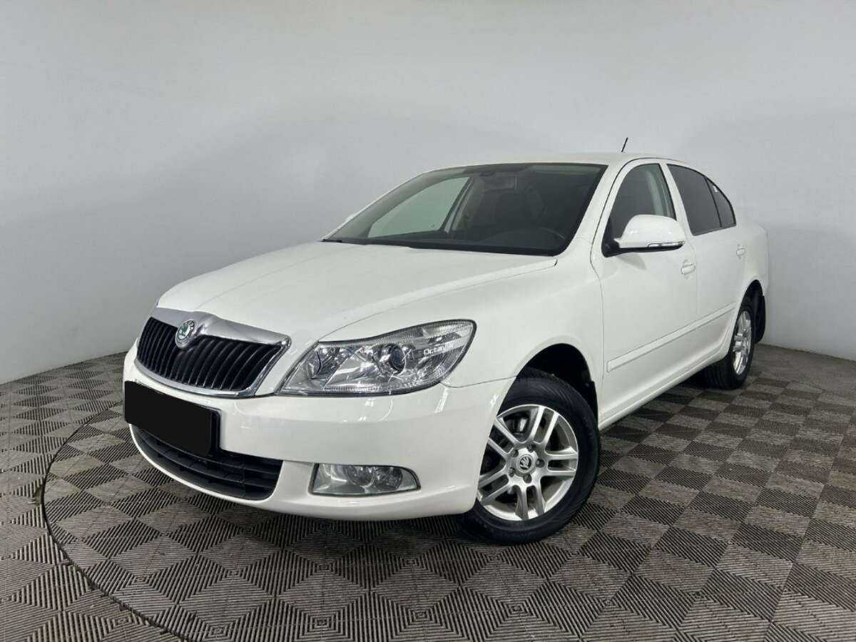 Skoda Octavia 2012 года с пробегом. Посмотреть фото