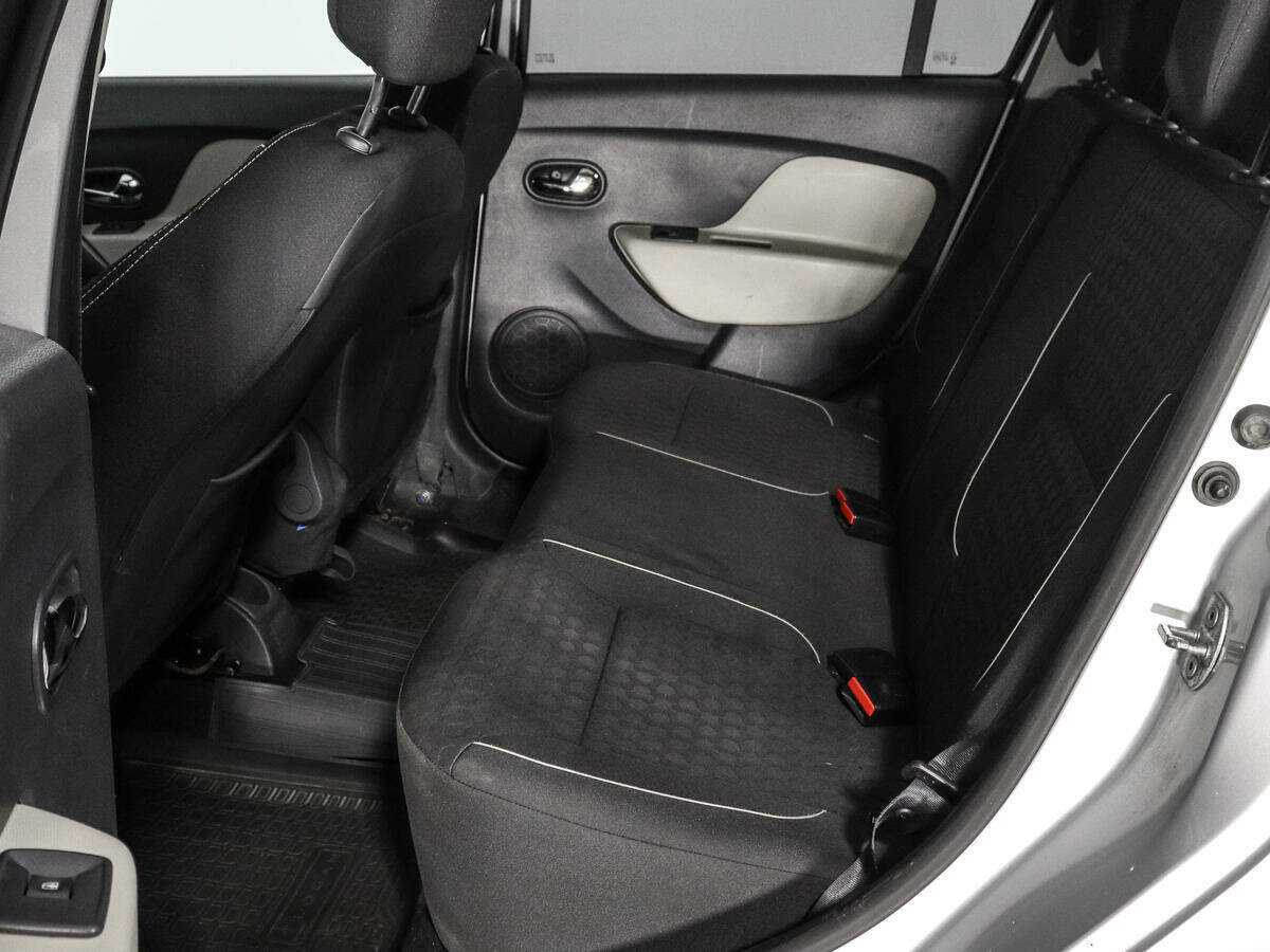 Renault Logan 2014 года с пробегом. Фото: #9