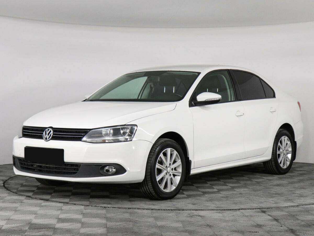 Volkswagen Jetta 2013 года с пробегом. Посмотреть фото