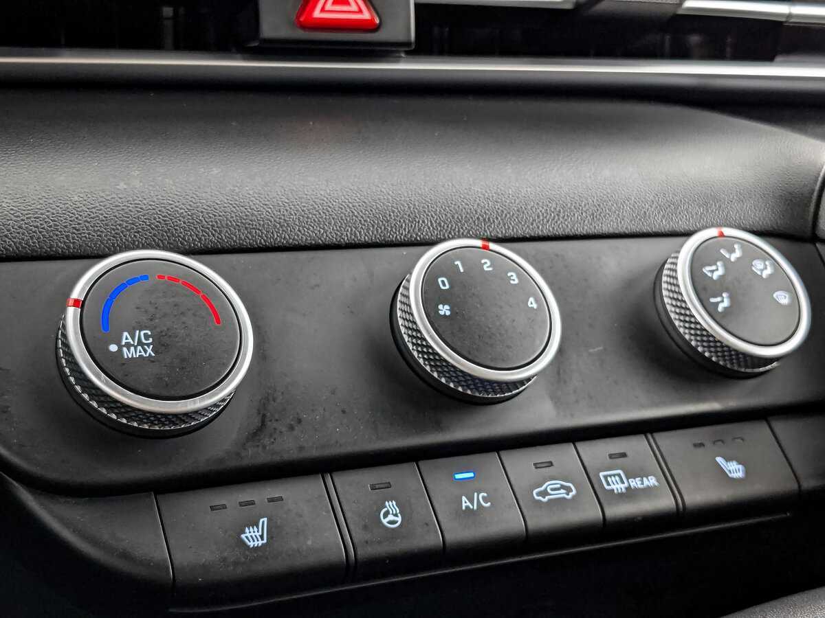 Hyundai Elantra 2022 года с пробегом. Фото: #16