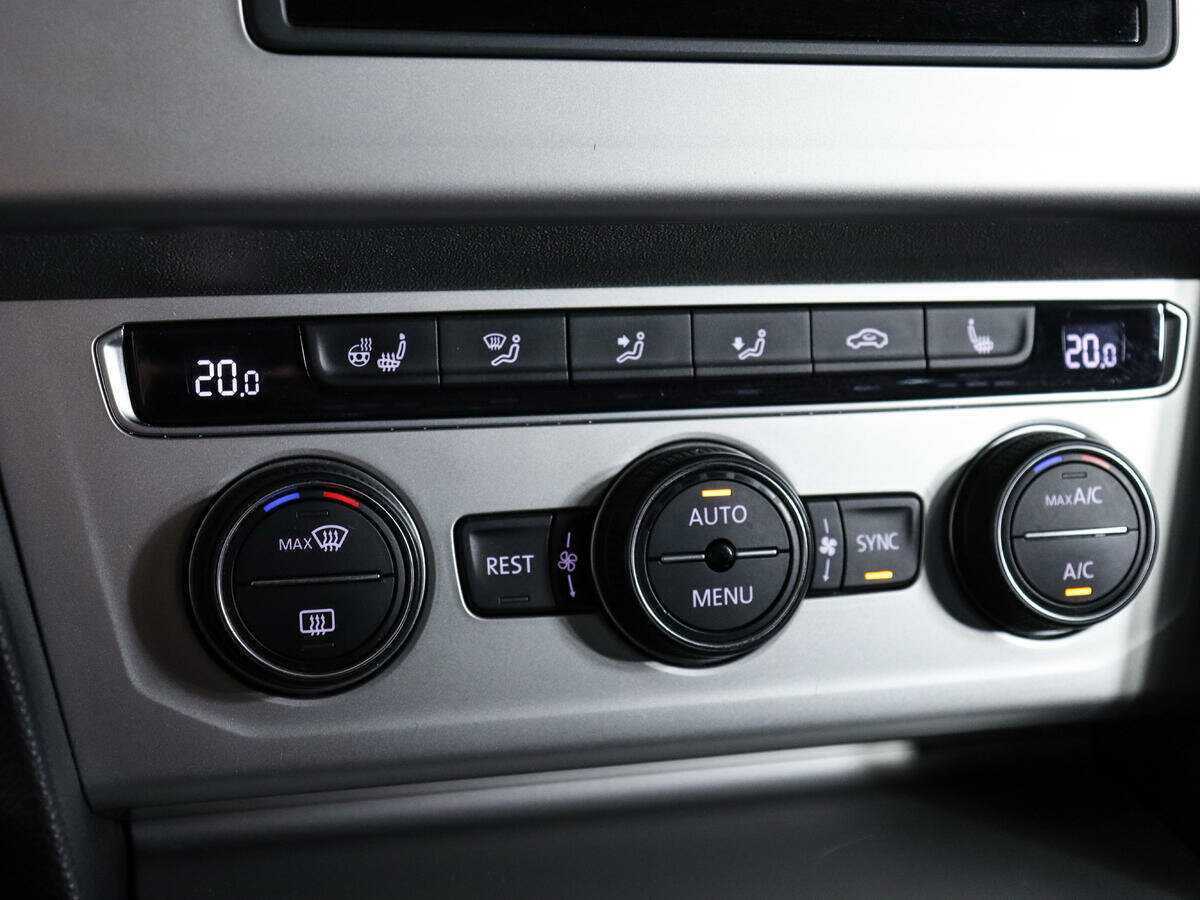 Volkswagen Passat 2016 года с пробегом. Фото: #16