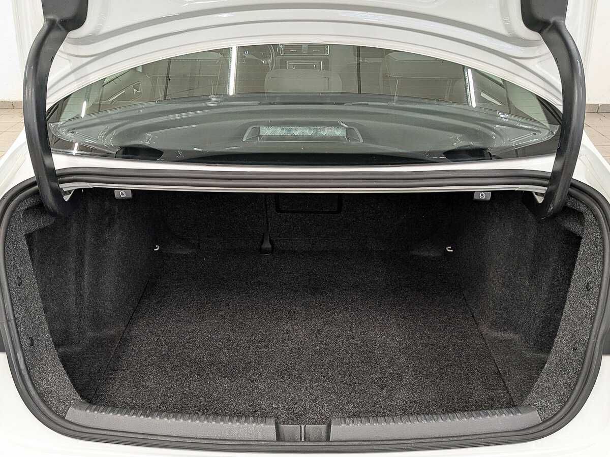 Volkswagen Jetta 2016 года с пробегом. Фото: #9