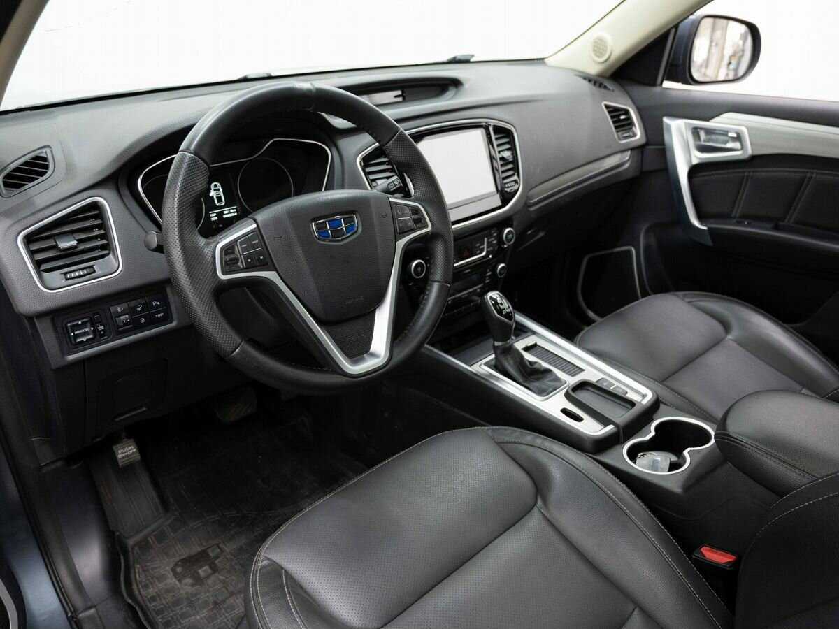 Geely Emgrand X7 2019 года с пробегом. Фото: #6