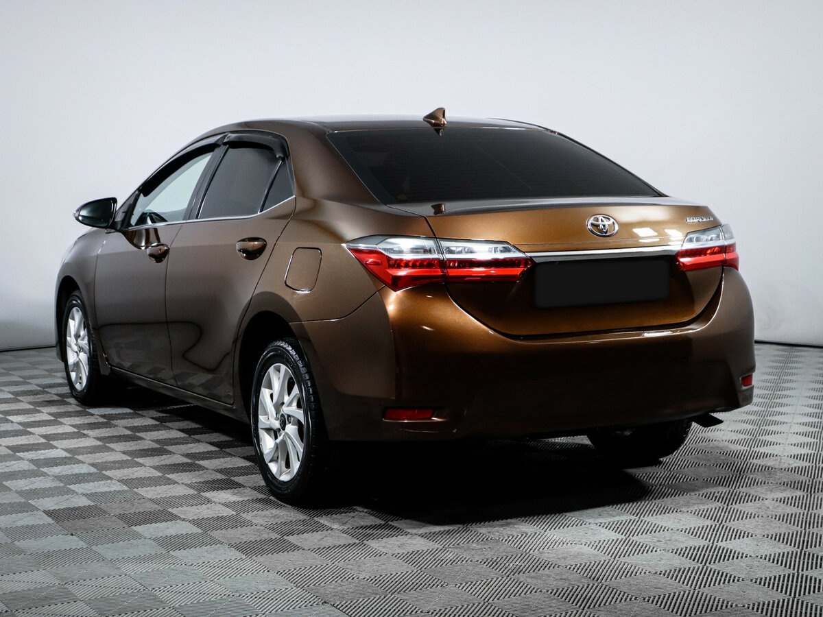 Toyota Corolla 2017 года с пробегом. Фото: #5