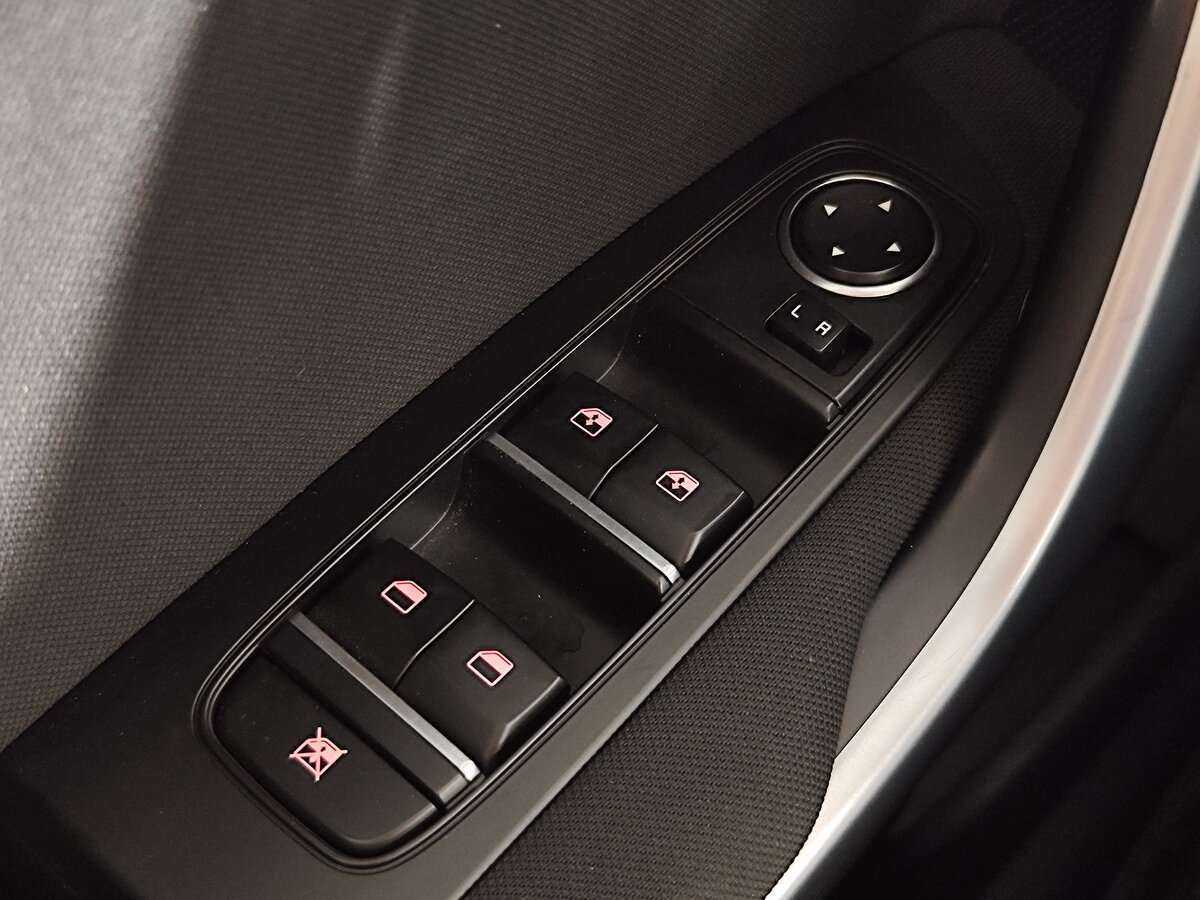 Kia Ceed 2020 года с пробегом. Фото: #16