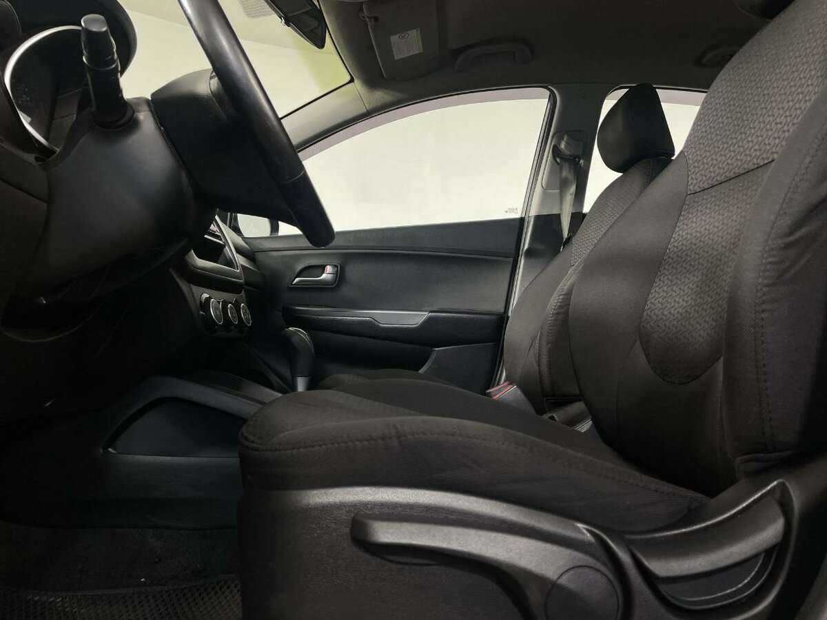 Kia Rio 2015 года с пробегом. Фото: #9