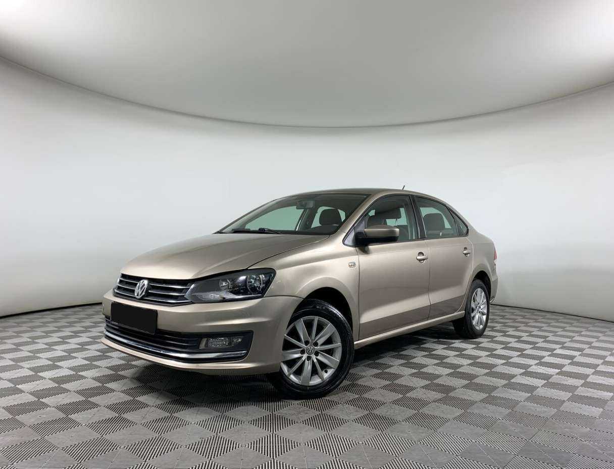 Volkswagen Polo 2015 года с пробегом. Посмотреть фото
