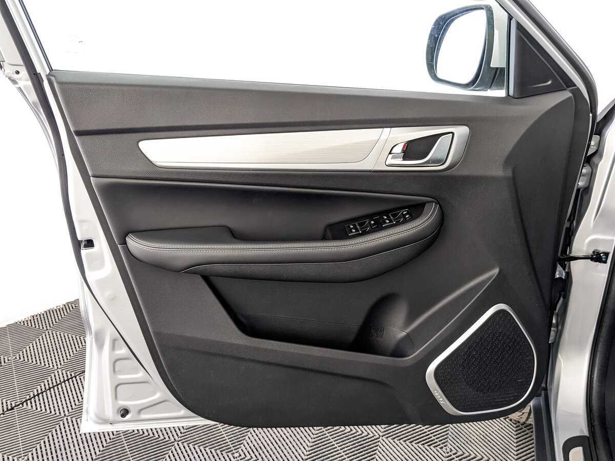 Geely Emgrand X7 2020 года с пробегом. Фото: #18