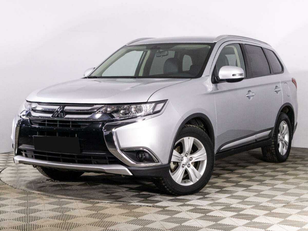 Mitsubishi Outlander 2017 года с пробегом. Посмотреть фото