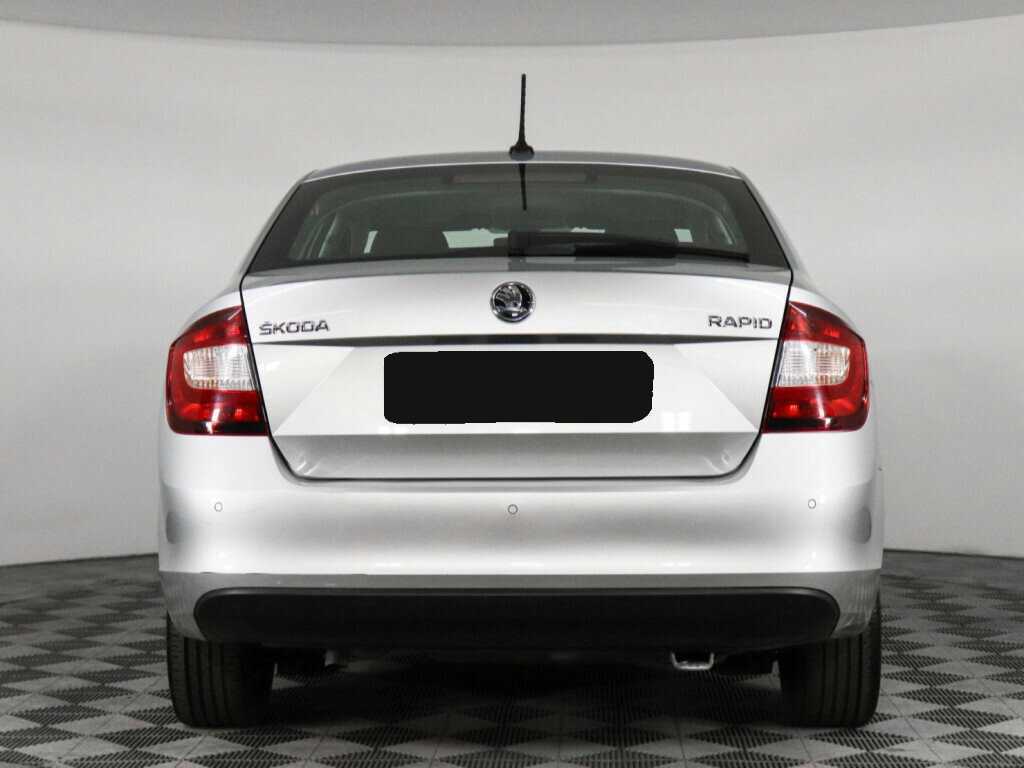 Skoda Rapid 2018 года с пробегом. Фото: #5