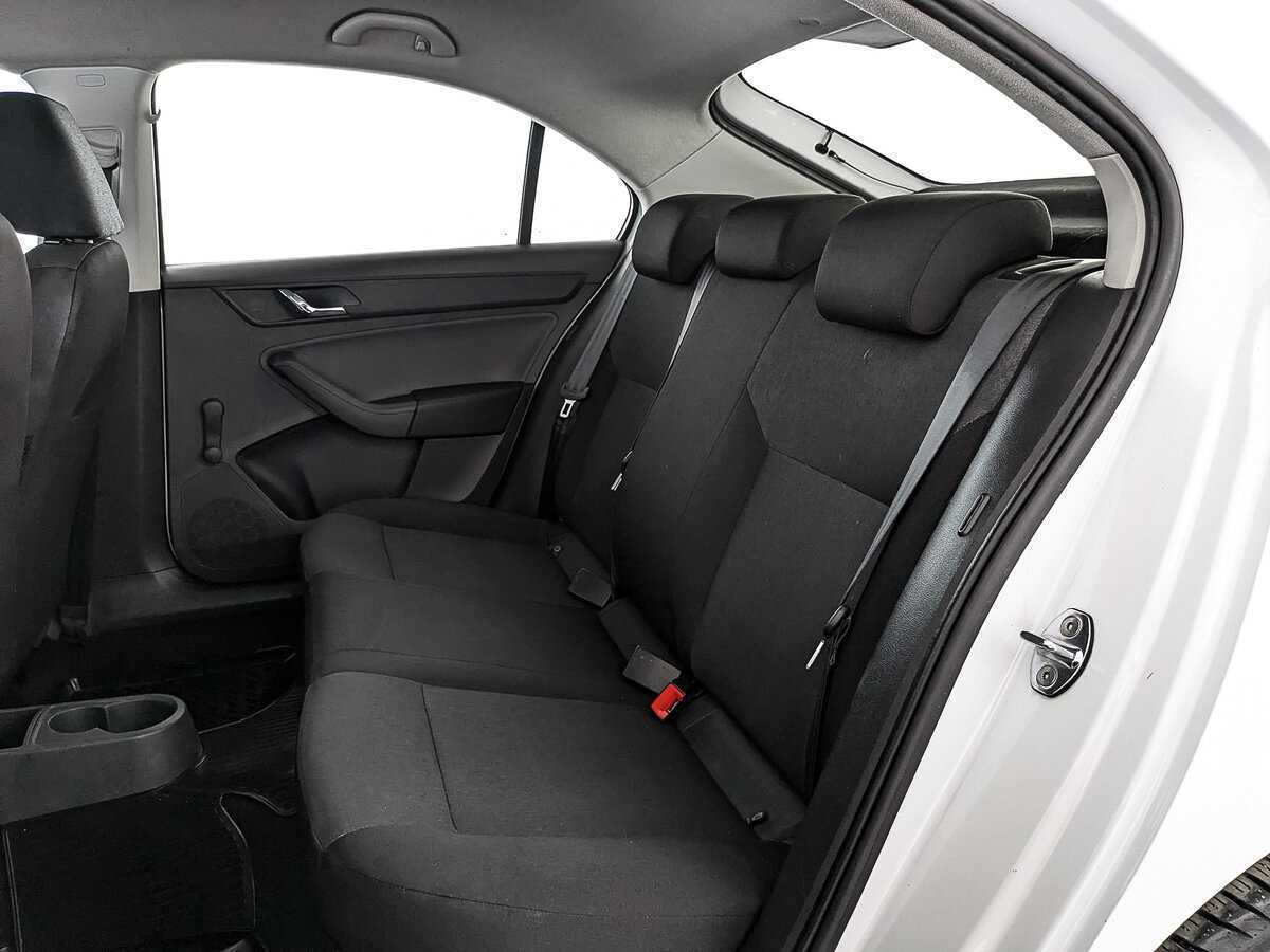 Skoda Rapid 2017 года с пробегом. Фото: #15