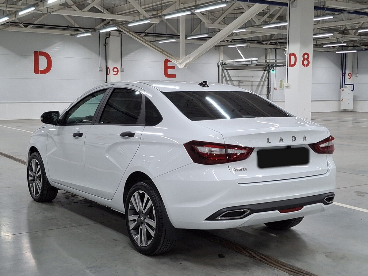 Lada (ВАЗ) Vesta 2023 года с пробегом. Фото: #6