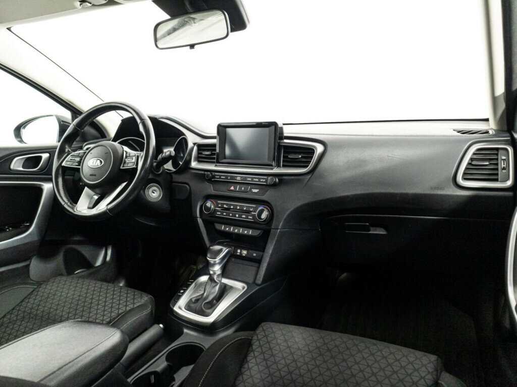 Kia Ceed 2019 года с пробегом. Фото: #8