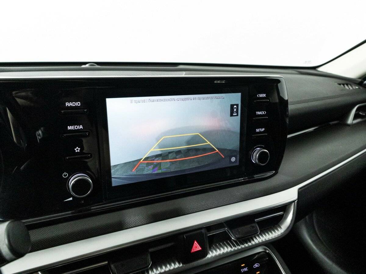 Kia K5 2021 года с пробегом. Фото: #17