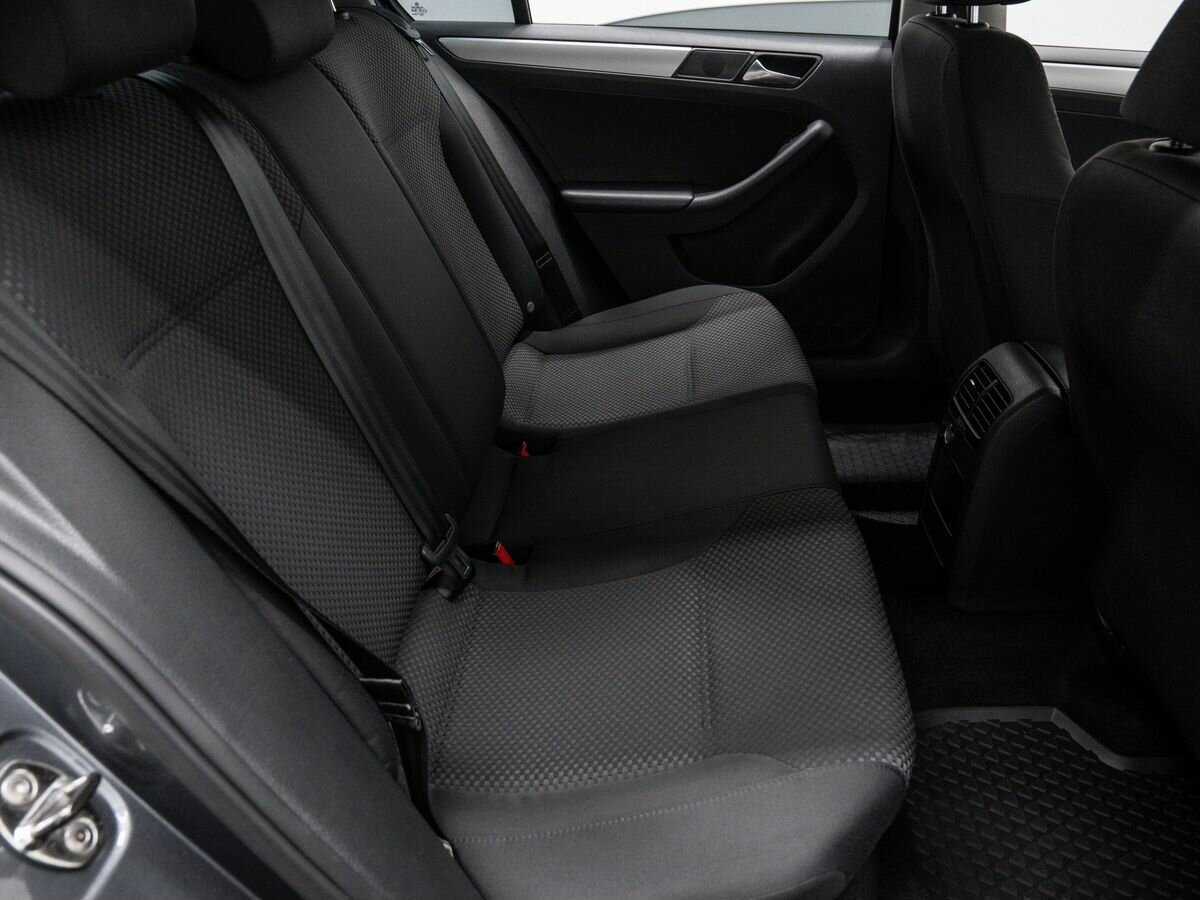 Volkswagen Jetta 2012 года с пробегом. Фото: #9