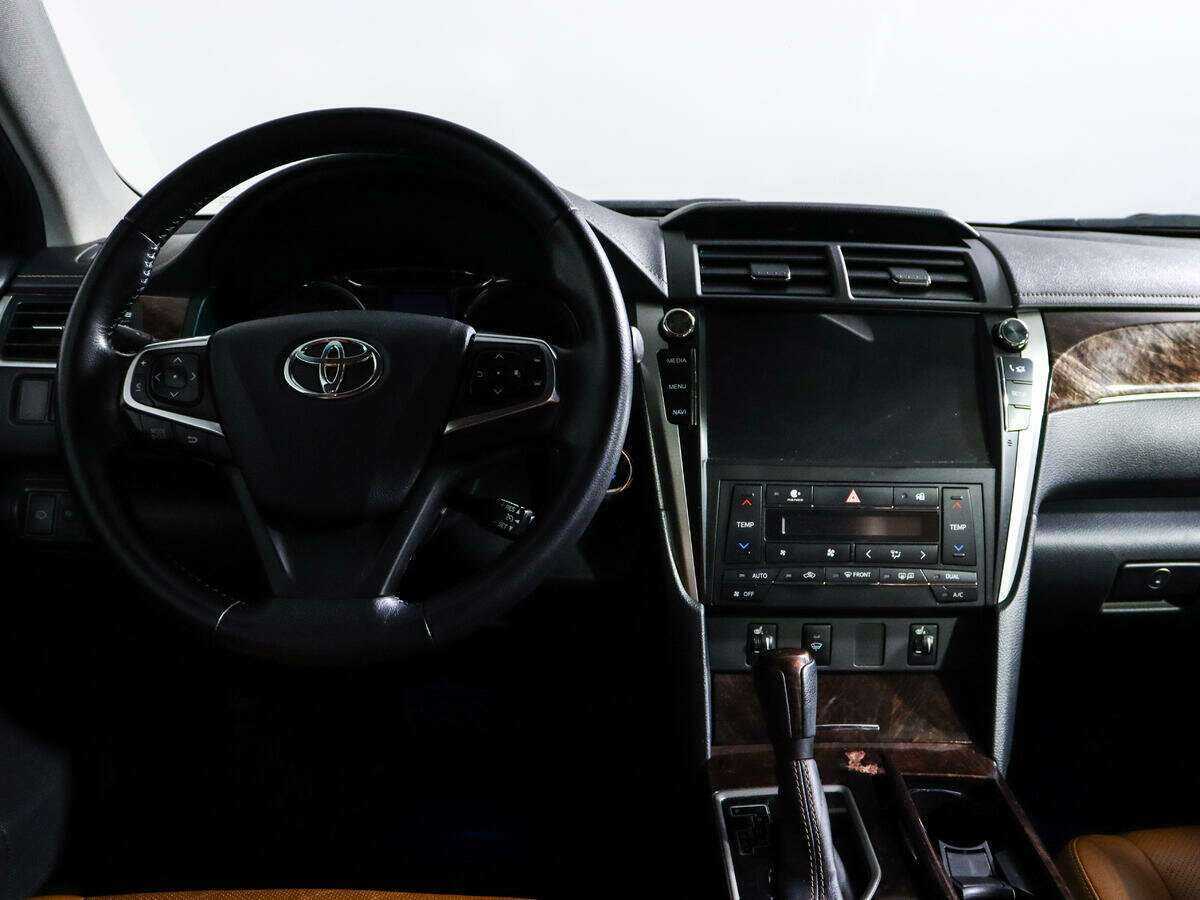 Toyota Camry 2016 года с пробегом. Фото: #8