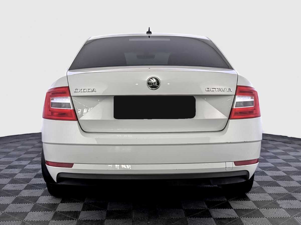 Skoda Octavia 2017 года с пробегом. Фото: #5