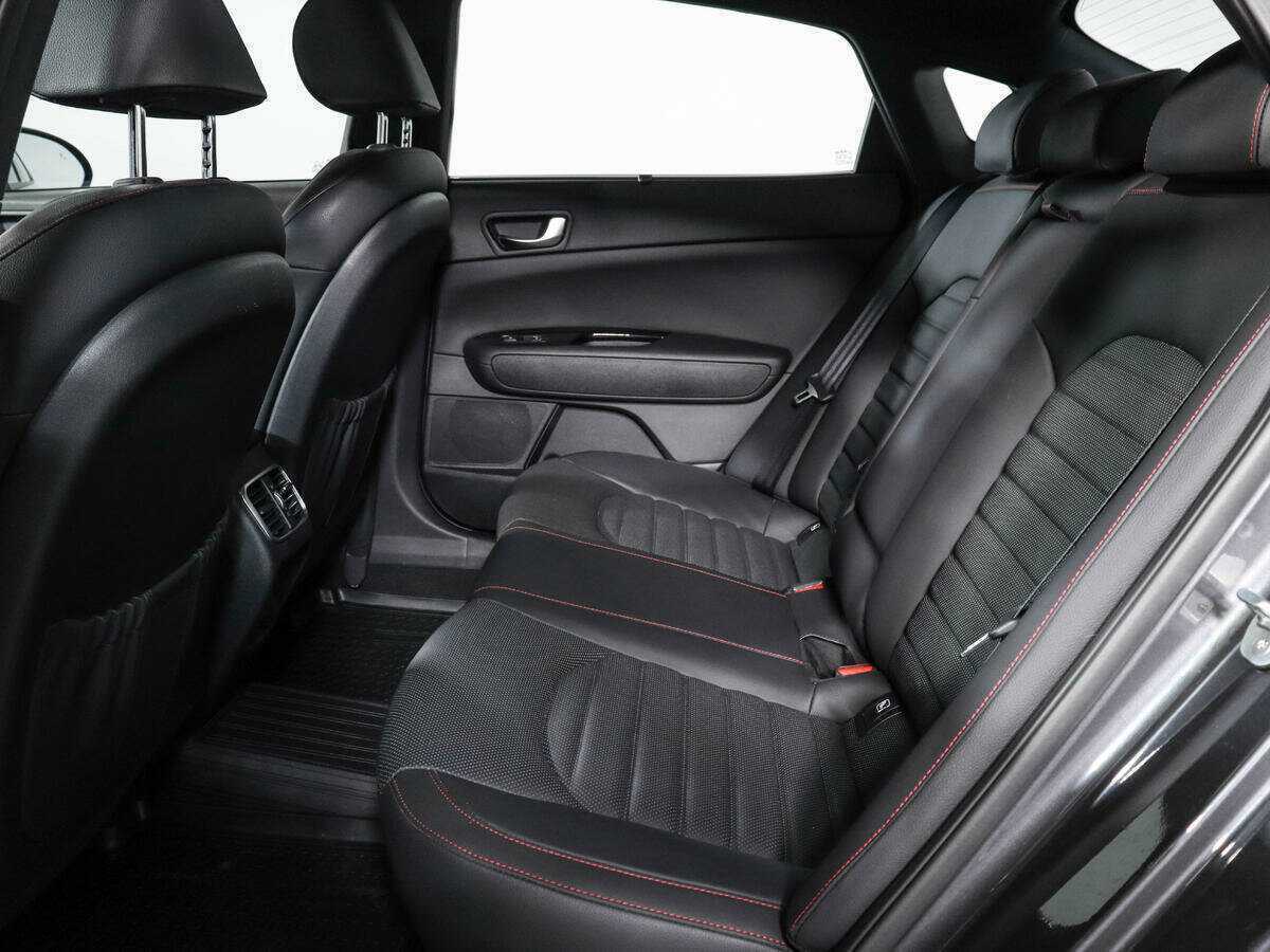 Kia Optima 2018 года с пробегом. Фото: #9