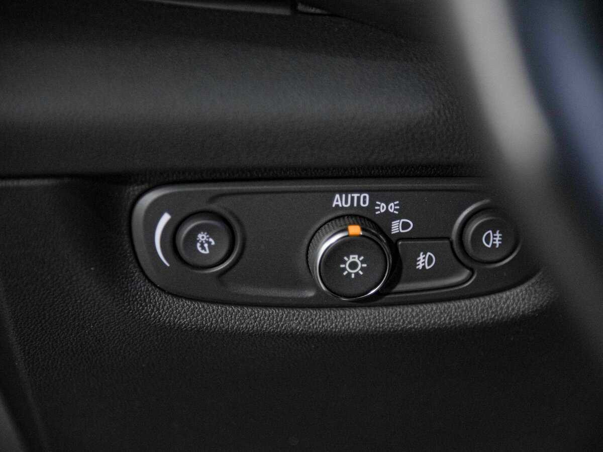 Opel Insignia 2018 года с пробегом. Фото: #14