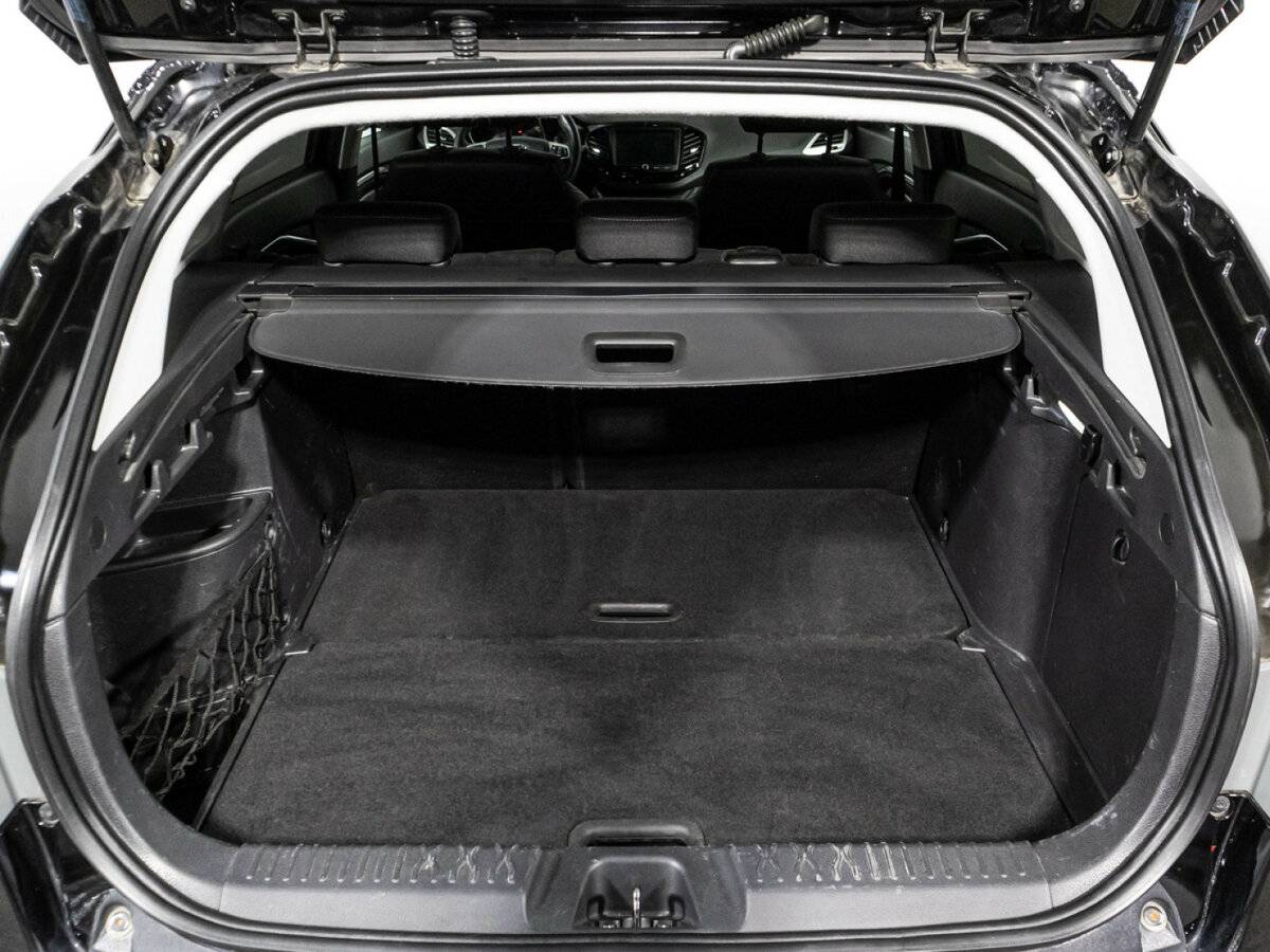 Lada (ВАЗ) Vesta 2021 года с пробегом. Фото: #14