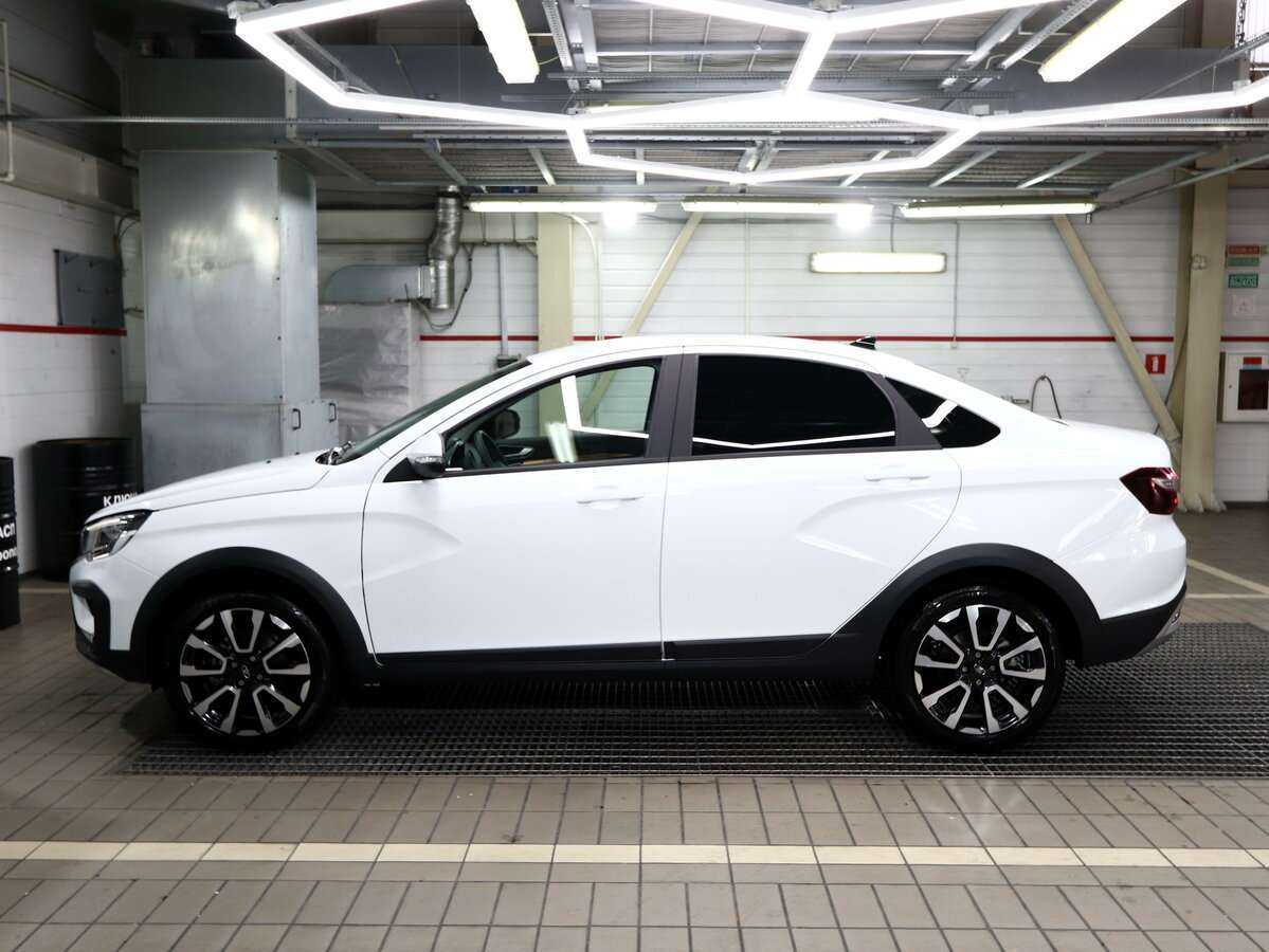 Lada (ВАЗ) Vesta 2023 года с пробегом. Фото: #5