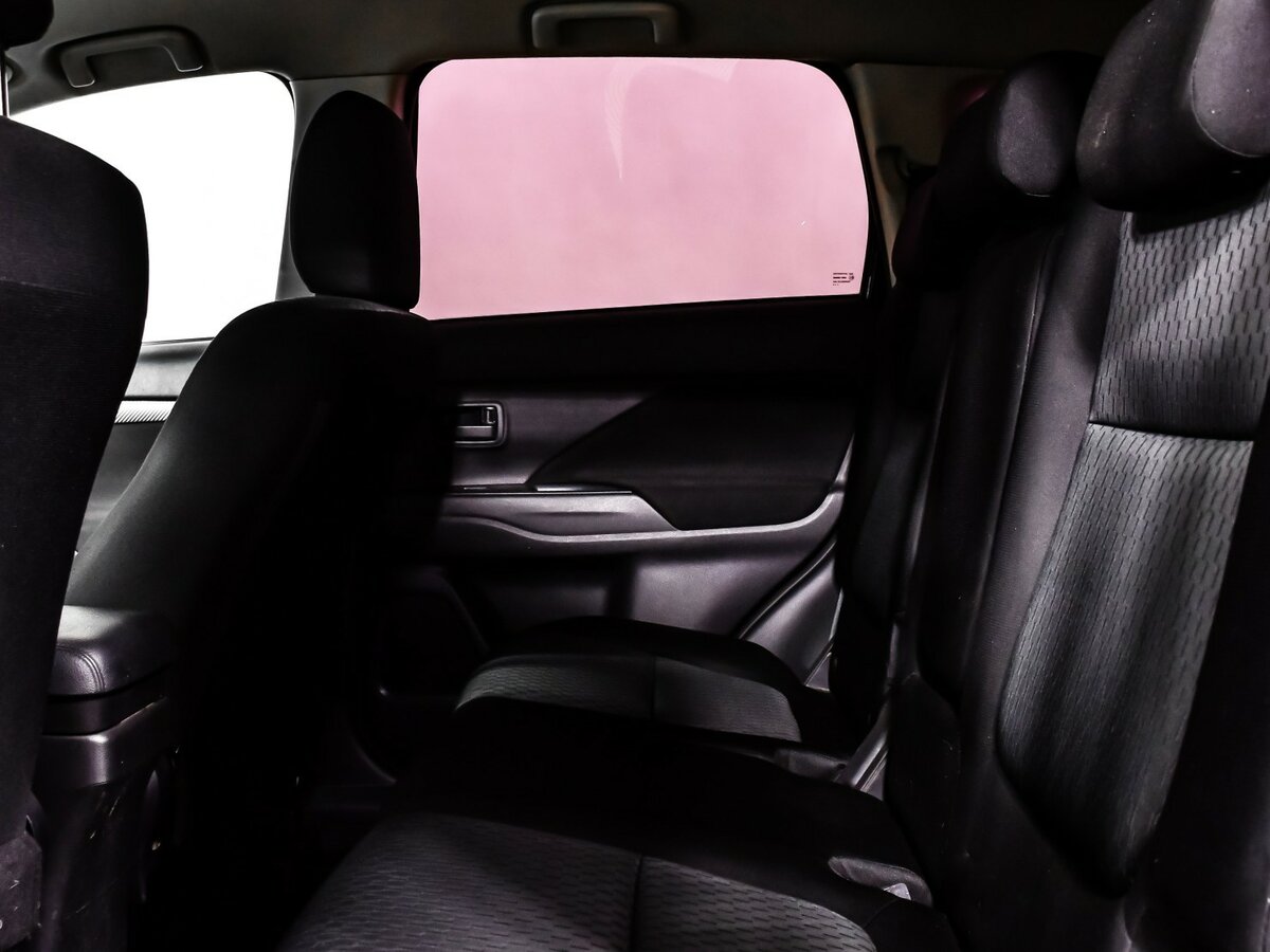 Mitsubishi Outlander 2014 года с пробегом. Фото: #9