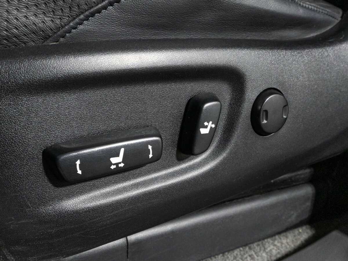 Toyota Land Cruiser Prado 2012 года с пробегом. Фото: #13