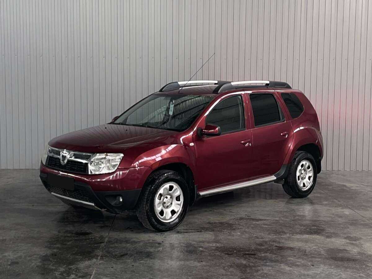 Renault Duster 2012 года с пробегом. Посмотреть фото