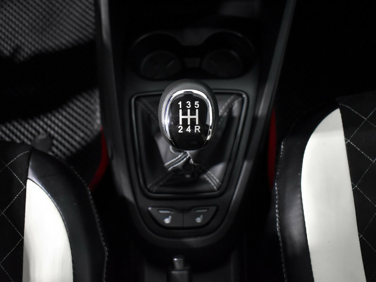 Lada (ВАЗ) Vesta 2023 года с пробегом. Фото: #9