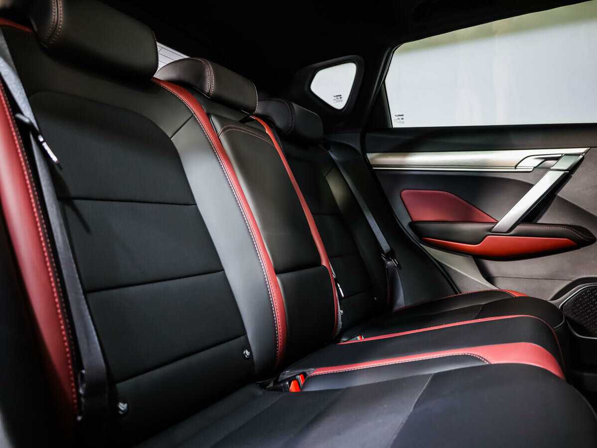 Geely Coolray 2021 года с пробегом. Фото: #11