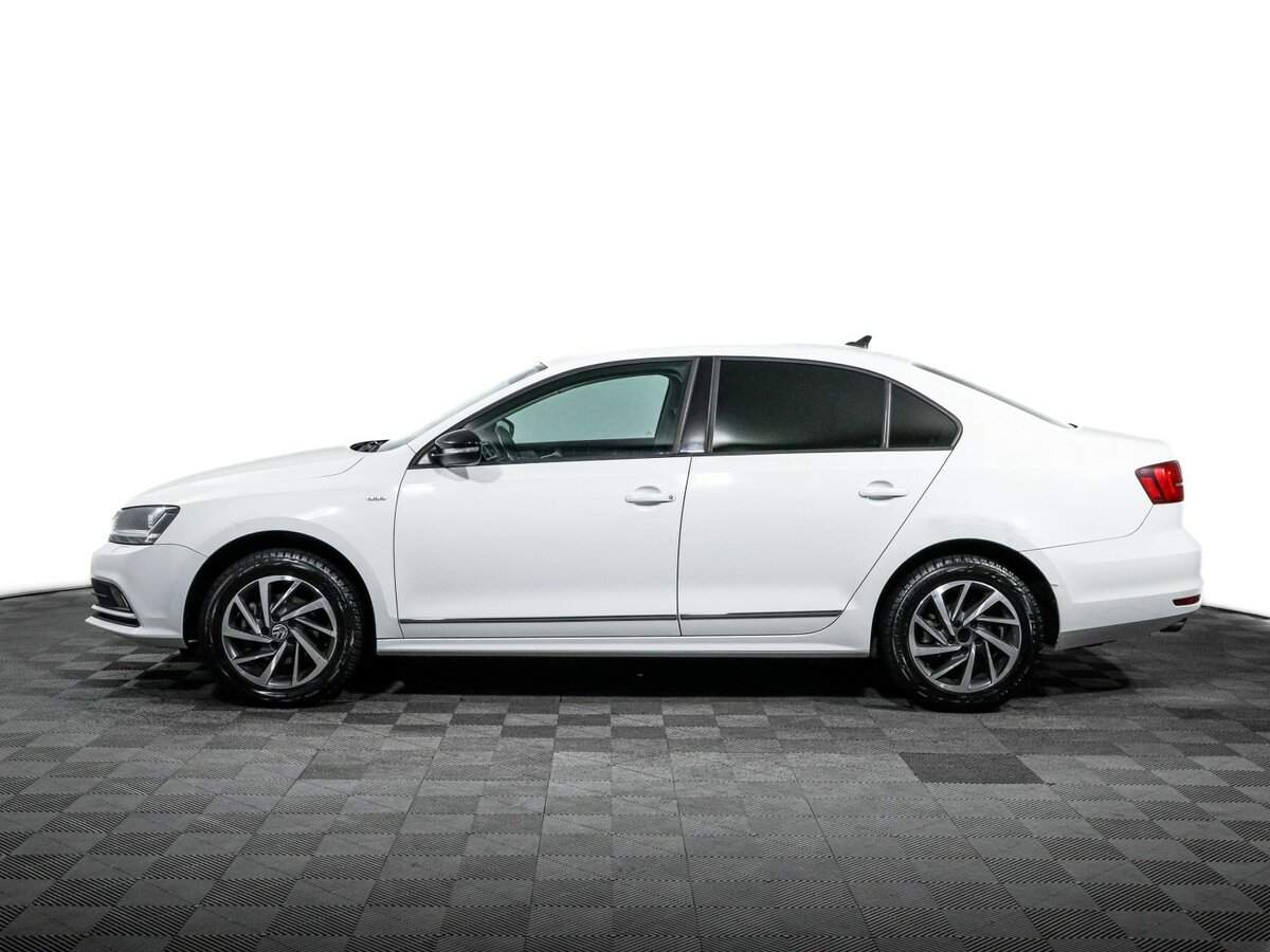 Volkswagen Jetta 2017 года с пробегом. Фото: #7