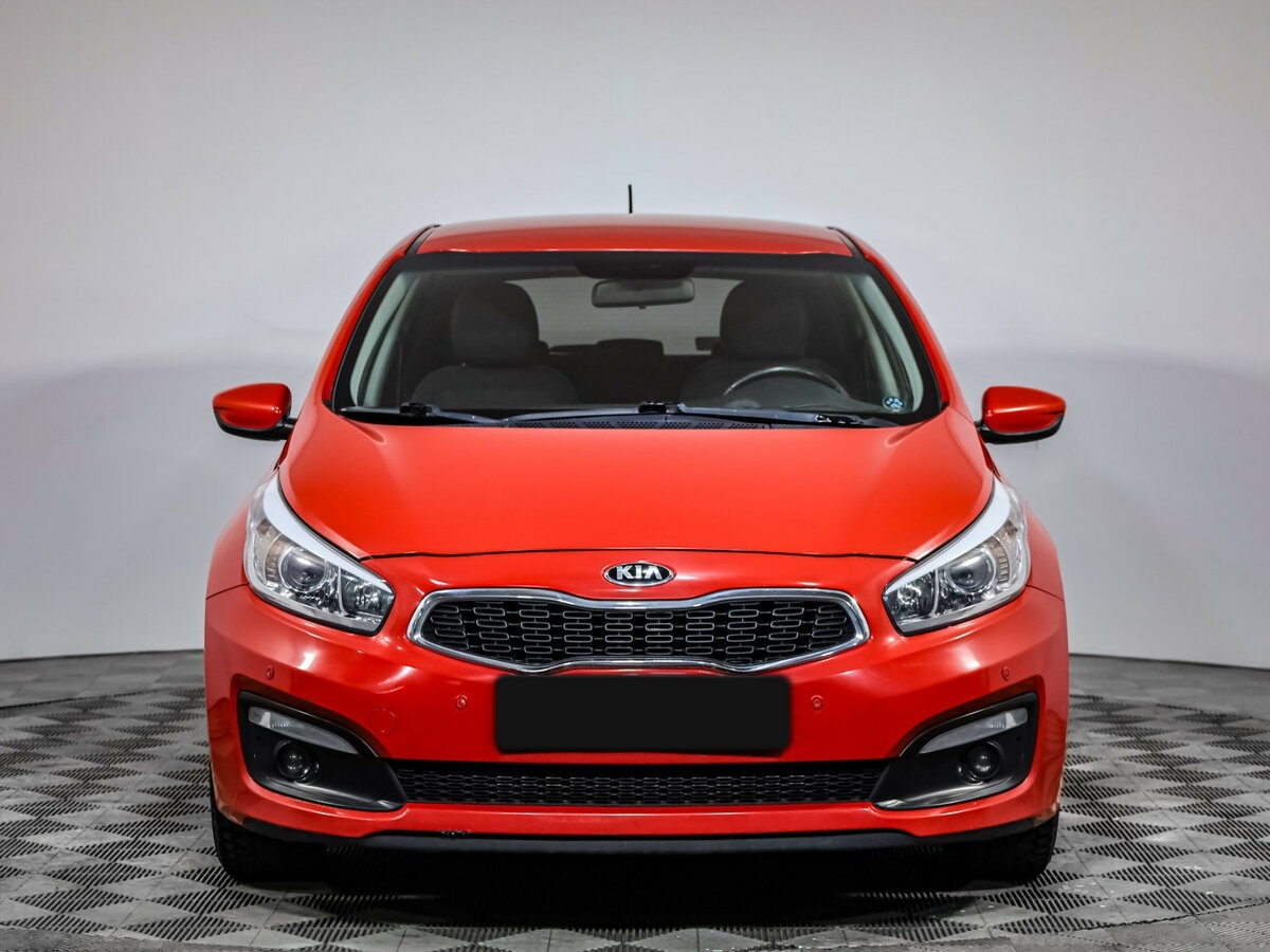 Kia Ceed 2016 года с пробегом. Фото: #1