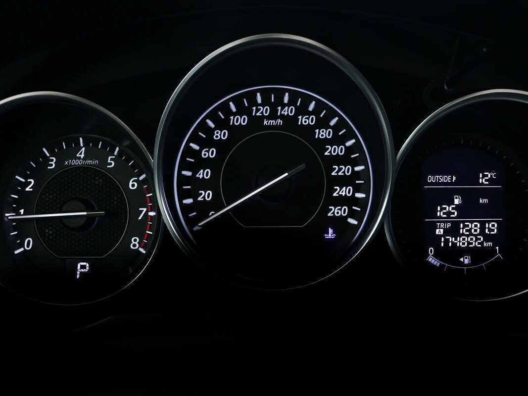 Mazda 6 2014 года с пробегом. Фото: #9