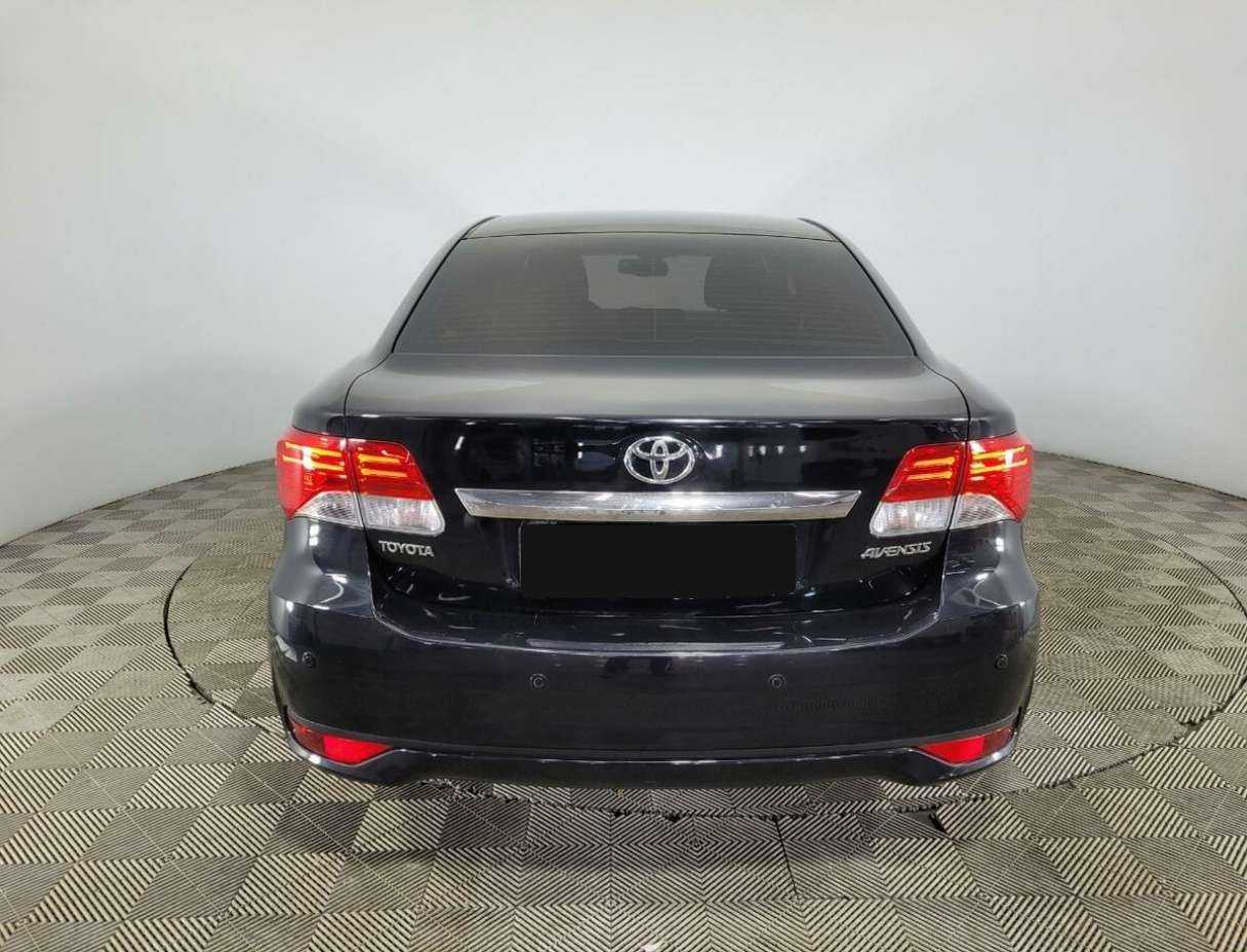 Toyota Avensis 2012 года с пробегом. Фото: #2