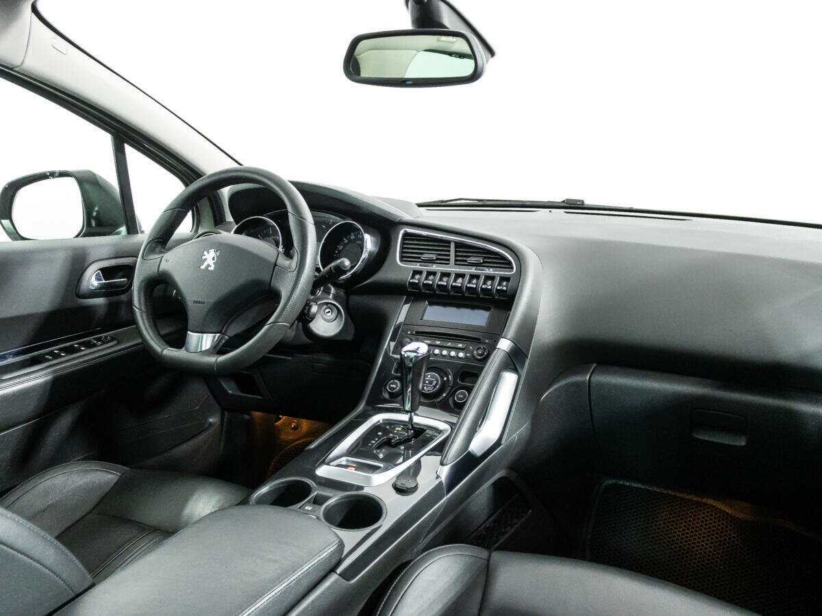 Peugeot 3008 2013 года с пробегом. Фото: #8