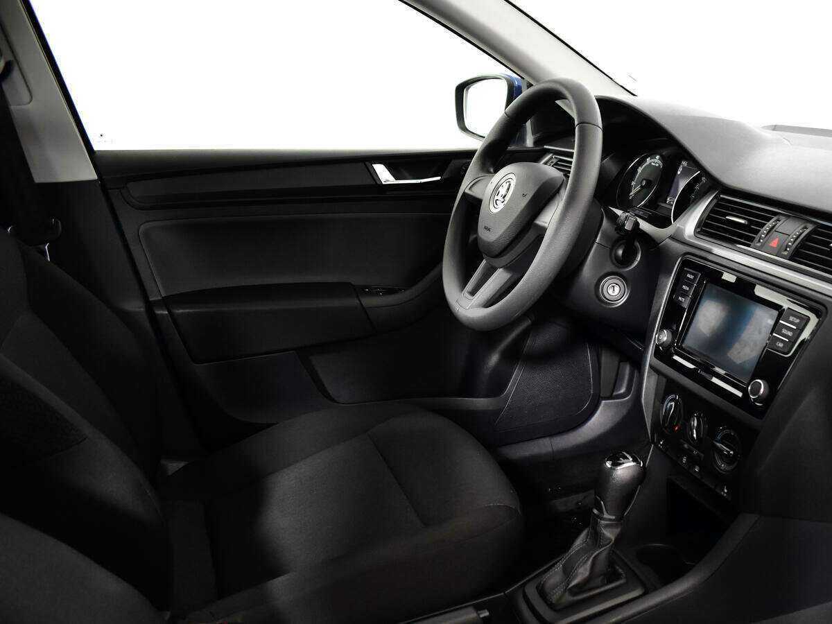 Skoda Rapid 2018 года с пробегом. Фото: #8