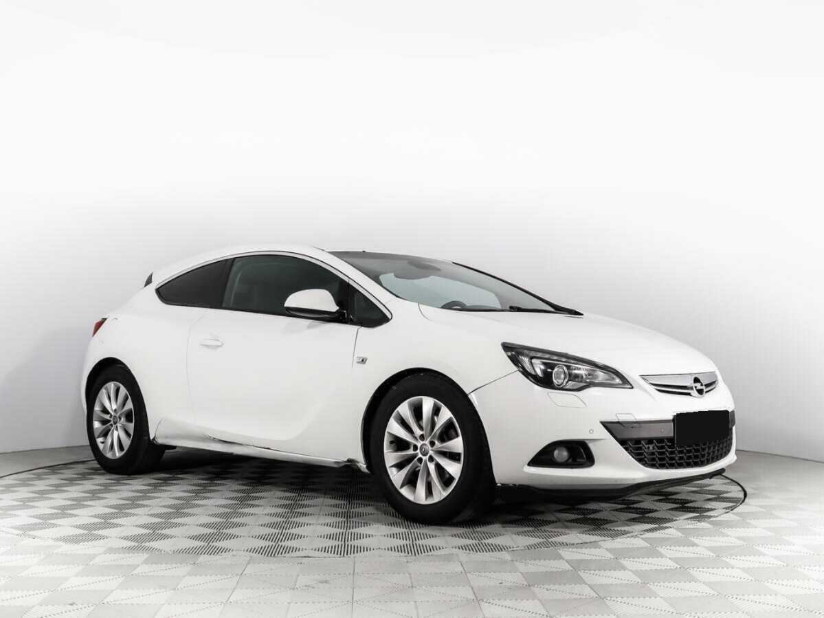 Opel Astra 2012 года с пробегом. Фото: #2