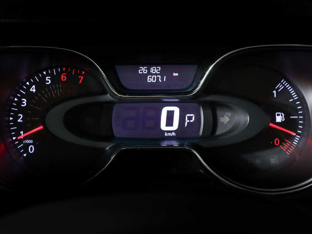 Renault Kaptur 2017 года с пробегом. Фото: #8