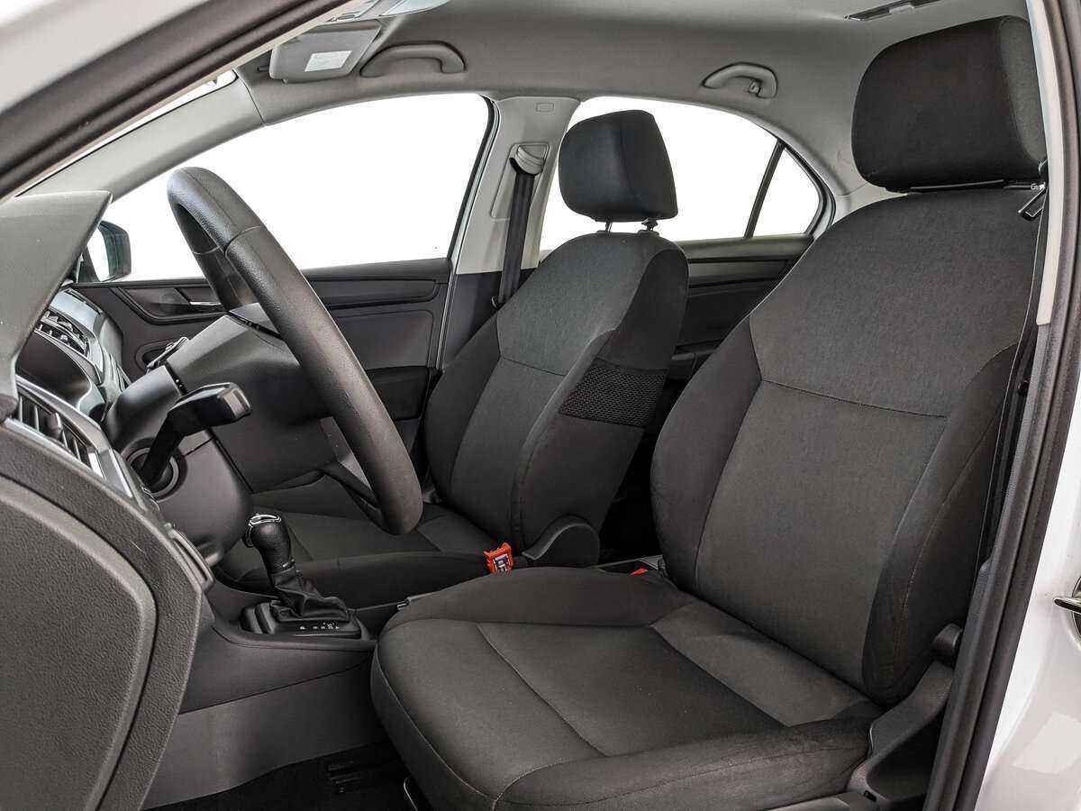 Skoda Rapid 2018 года с пробегом. Фото: #15