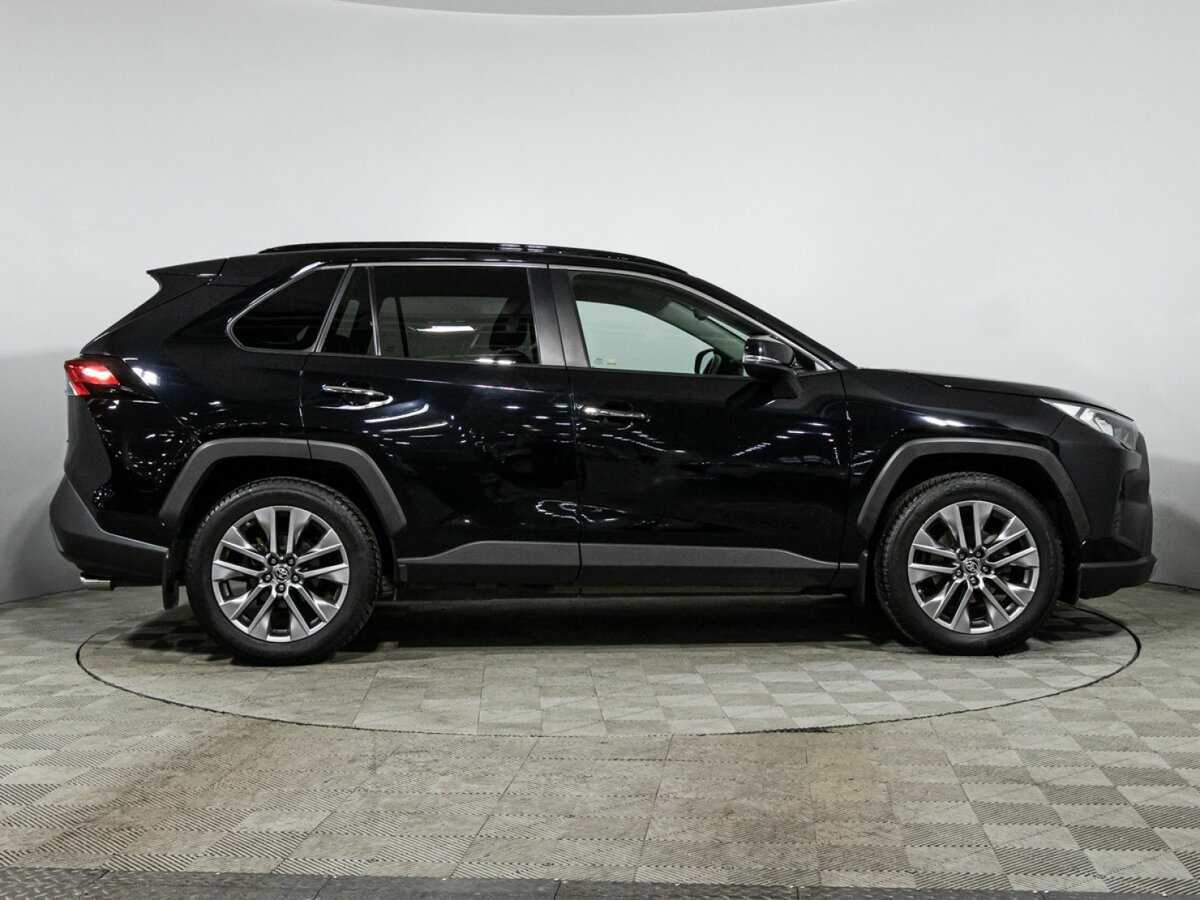 Toyota RAV4 2020 года с пробегом. Фото: #3