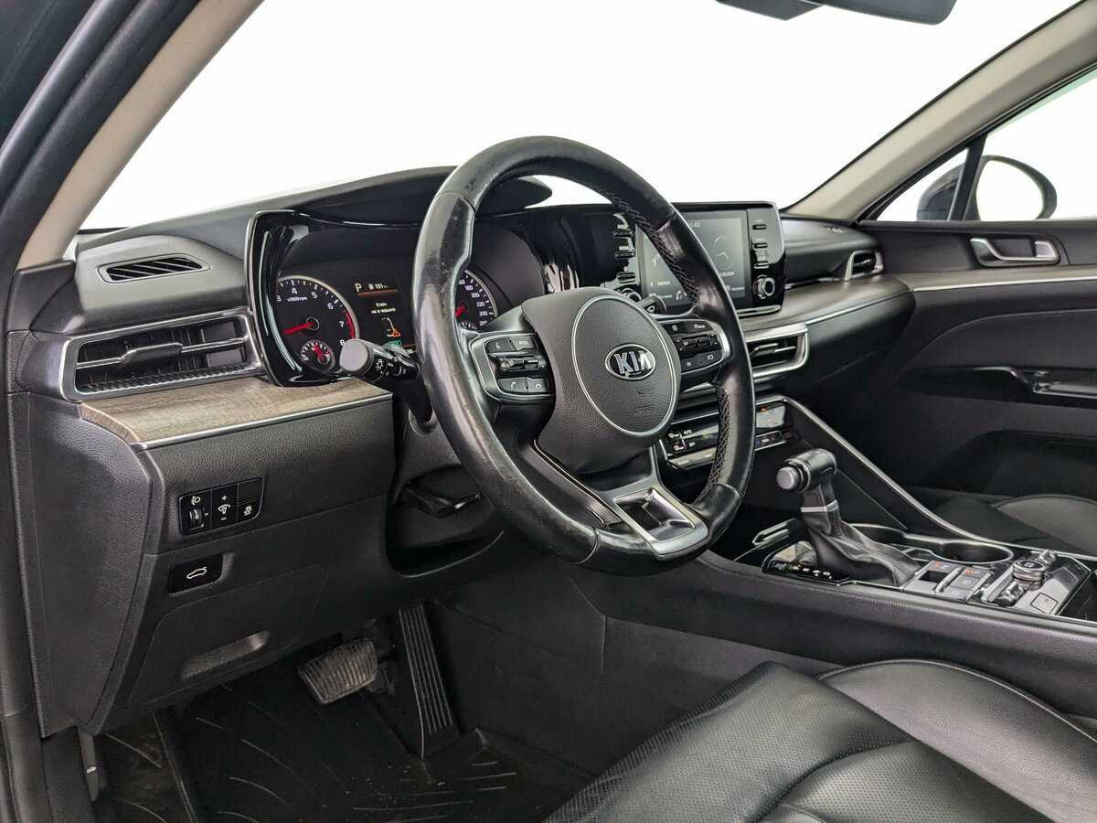 Kia K5 2020 года с пробегом. Фото: #13
