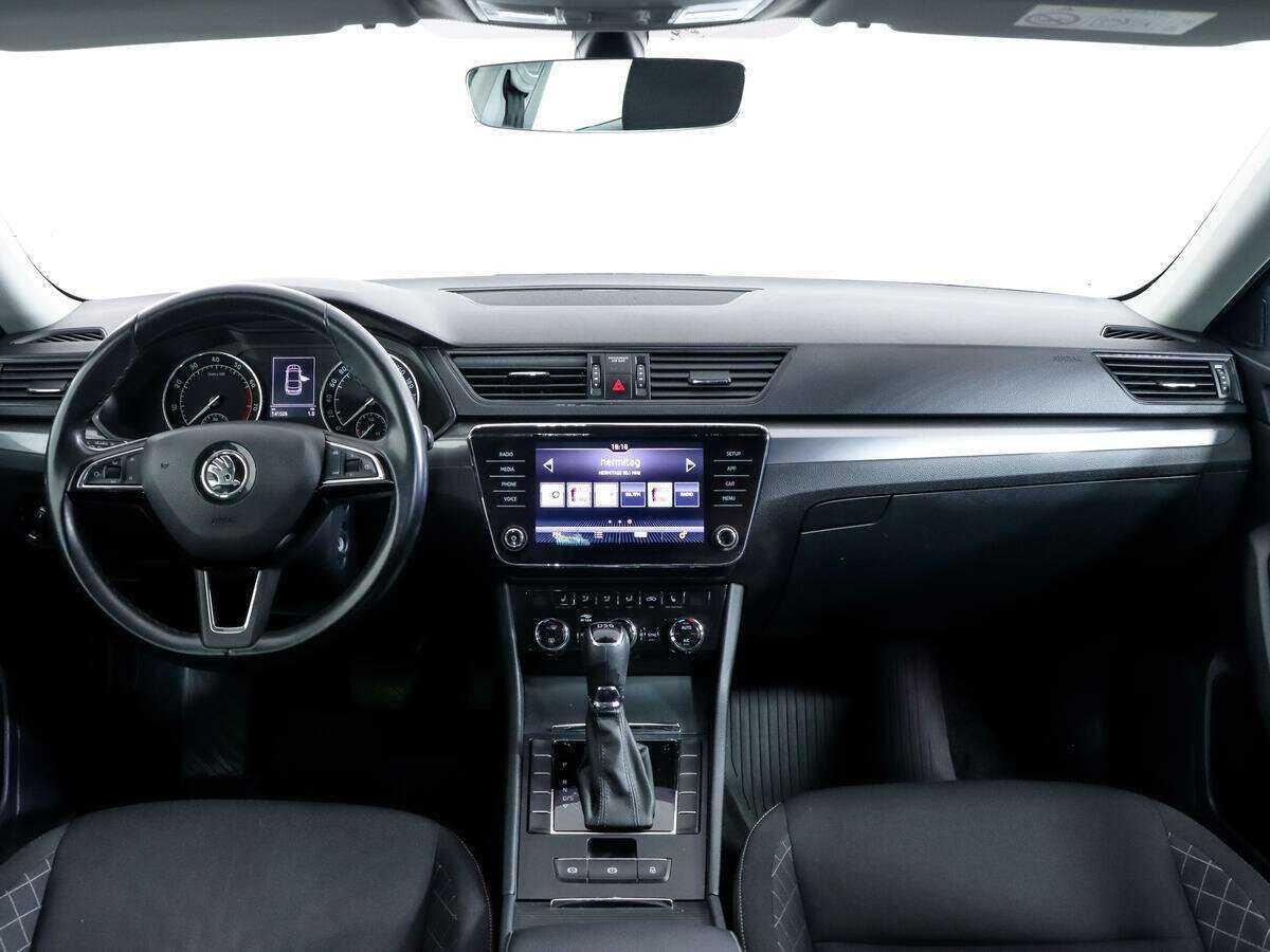 Skoda Superb 2018 года с пробегом. Фото: #7